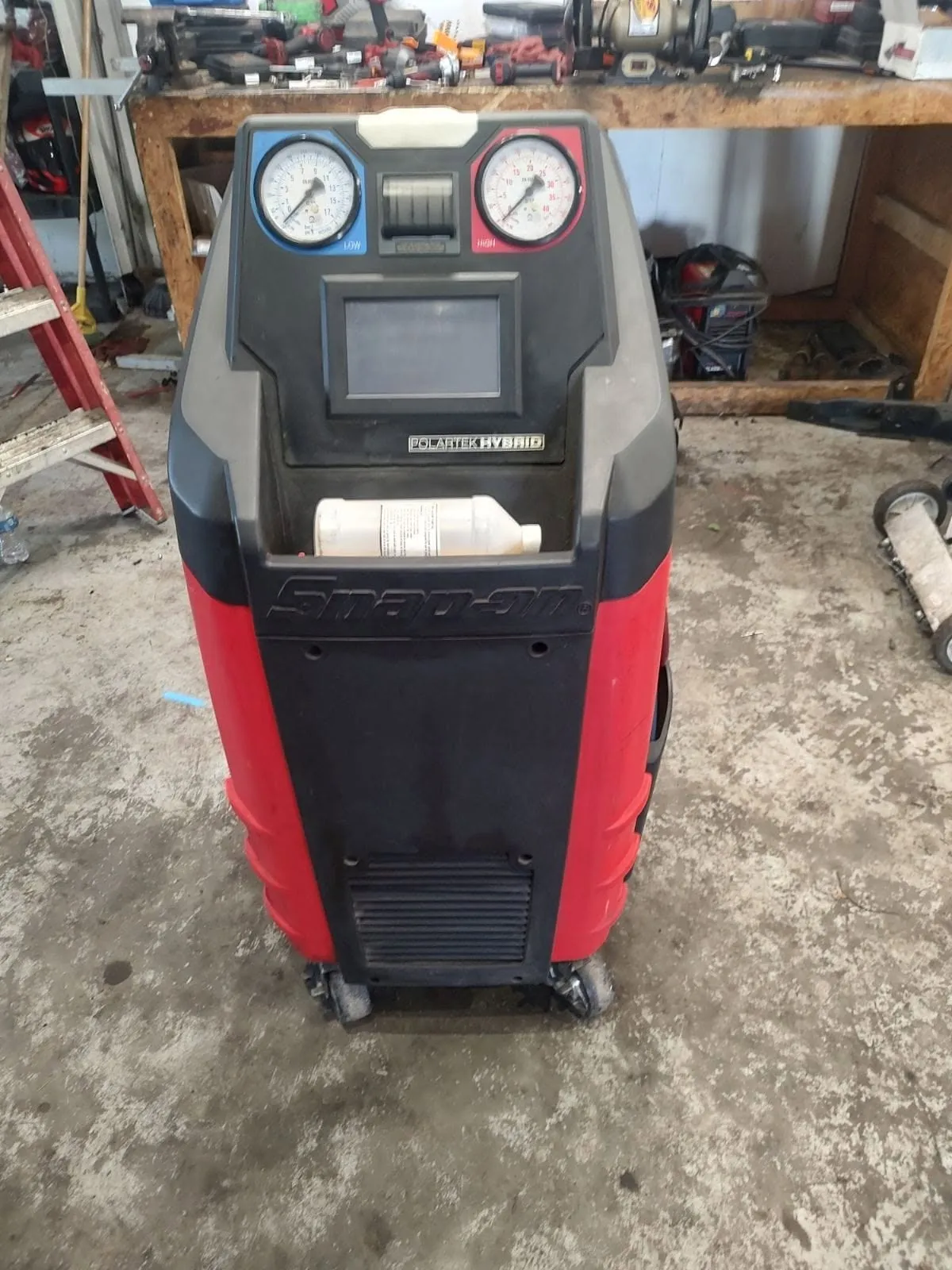 Riverside Automotive's Snap-on Polartek A/C recovery and recharge machine in the shop.